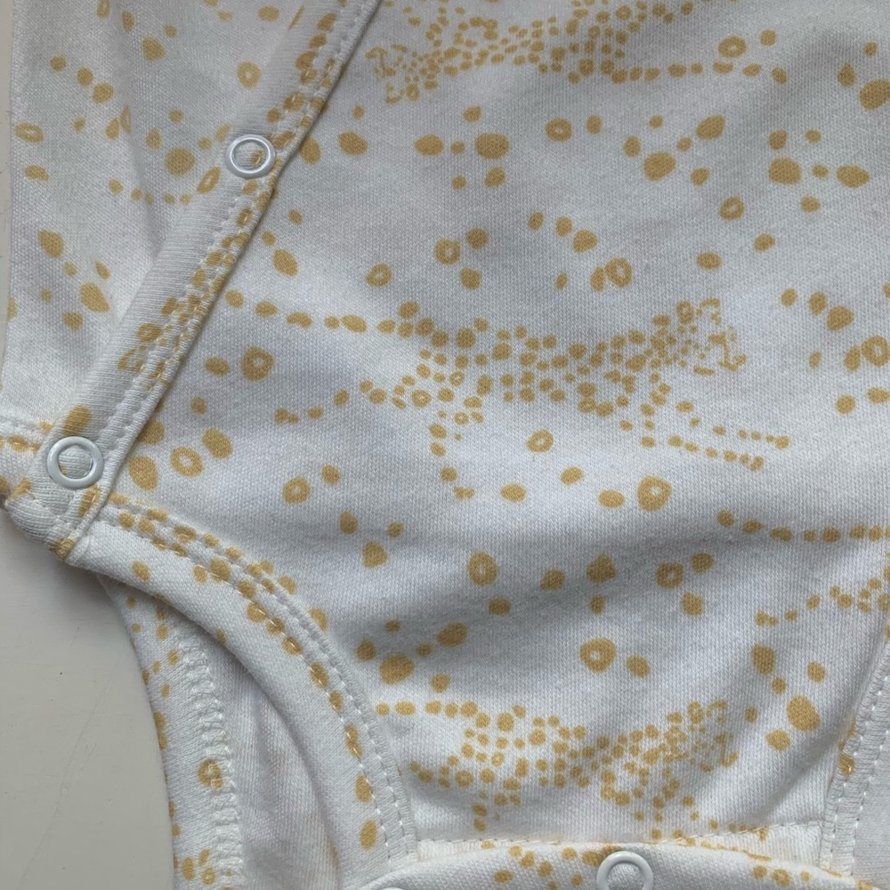 🔥3/$24 Oliver&Rain Gold Cheetah Baby Kimono - Picture 8 of 10